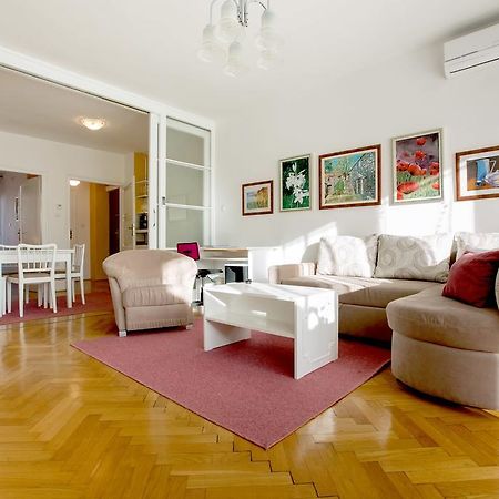 Apartment Cvetje Zagreb Exteriör bild